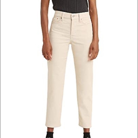 SOLD Levi's Wedgie - Picture 1 of 4